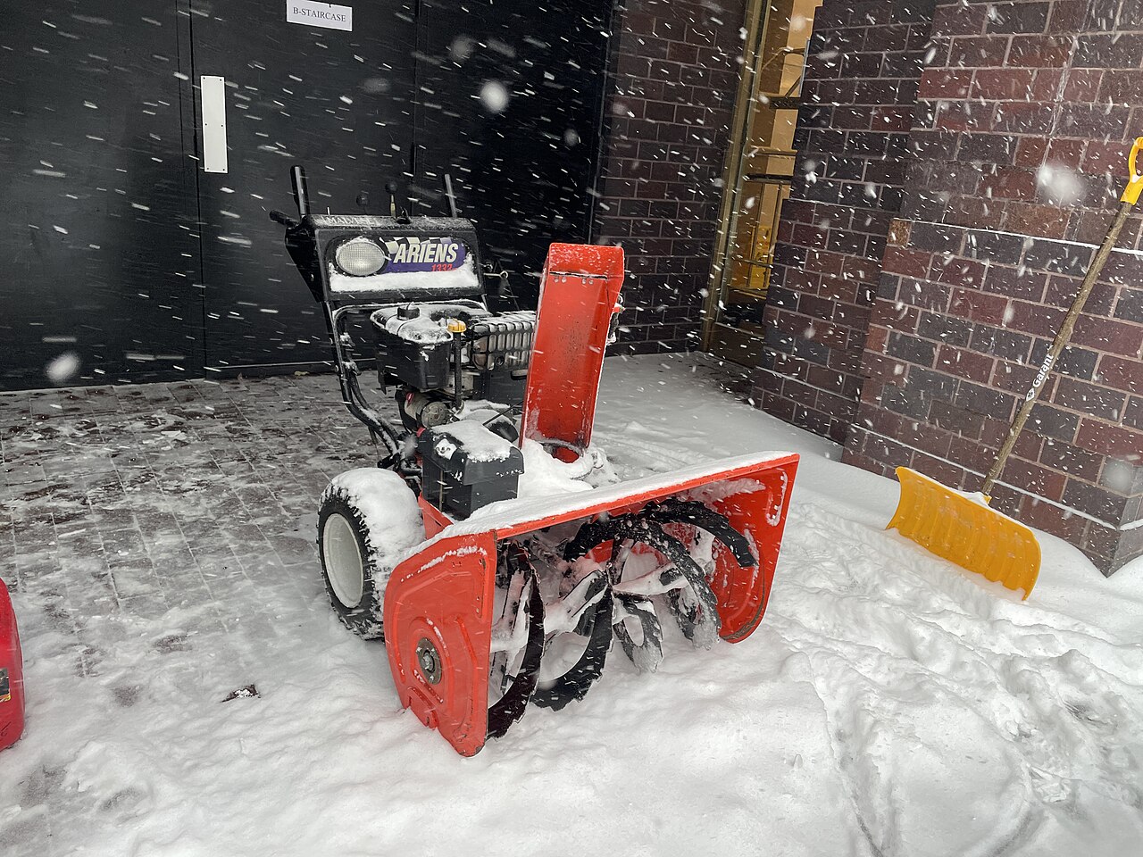 Ремонт снегоуборщиков